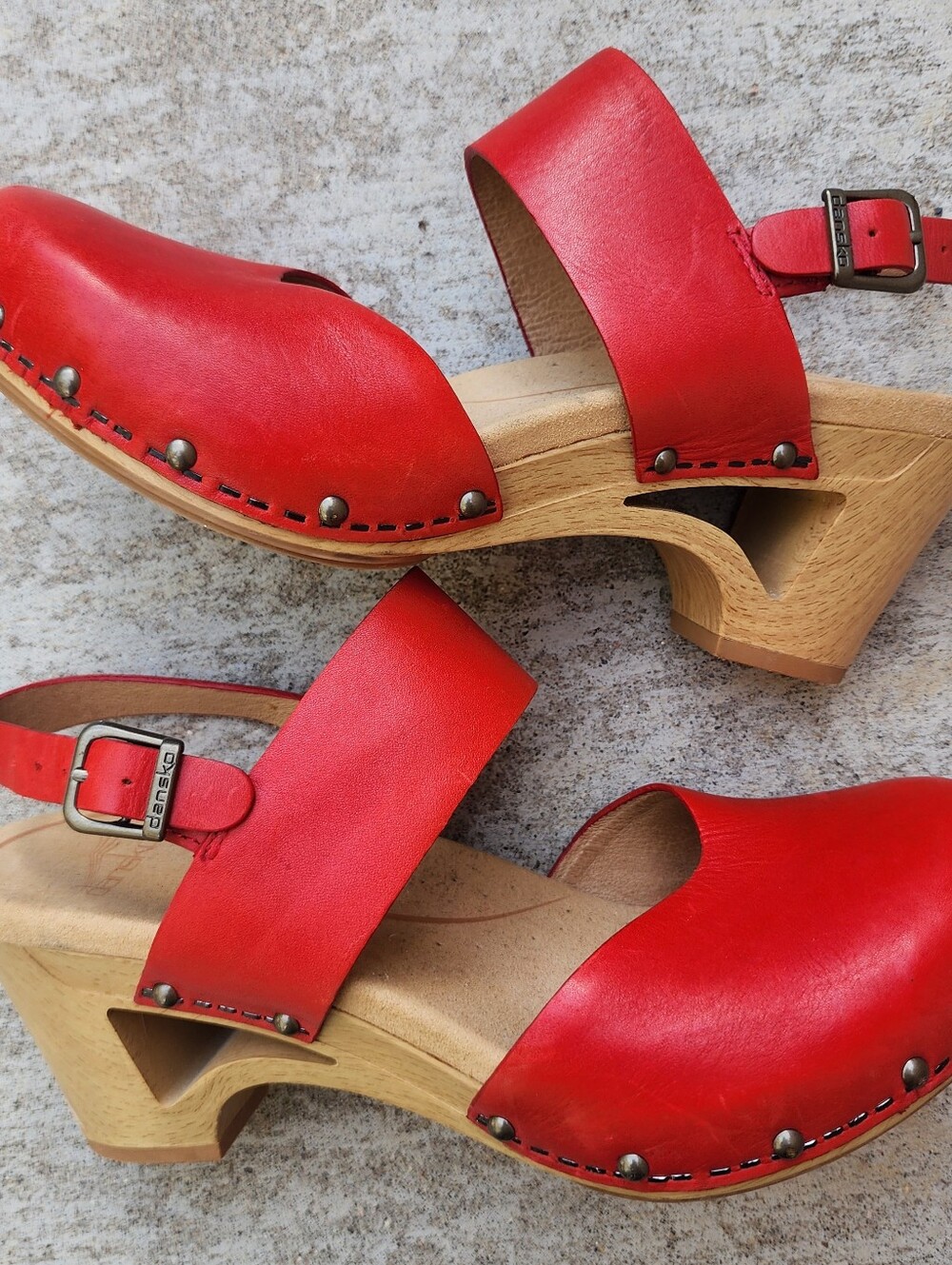 Dansko Thea Wooden Heel Cut Out Red Leather Clog Sandal, Sz 38 Womens 8